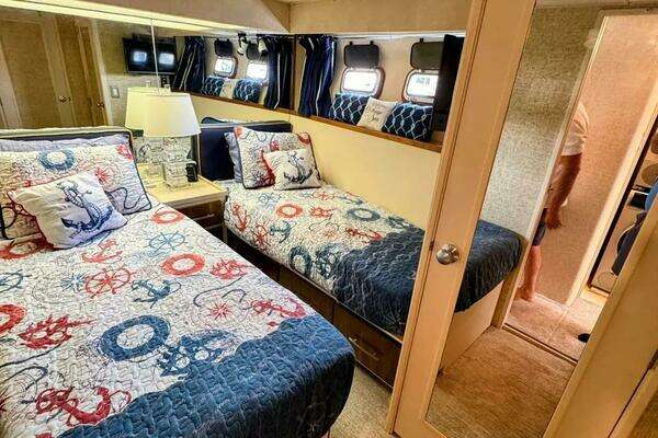 1986Bertram 58 ft 58 Flybridge Motor Yacht   TENACITY