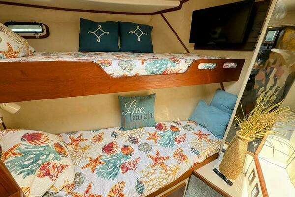 1986Bertram 58 ft 58 Flybridge Motor Yacht   TENACITY