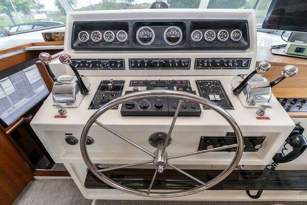 1986Bertram 58 ft 58 Flybridge Motor Yacht   TENACITY