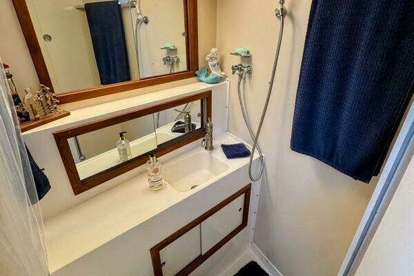 1986Bertram 58 ft 58 Flybridge Motor Yacht   TENACITY