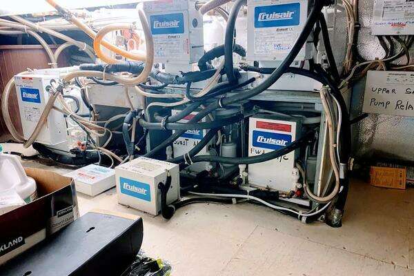 1986Bertram 58 ft 58 Flybridge Motor Yacht   TENACITY