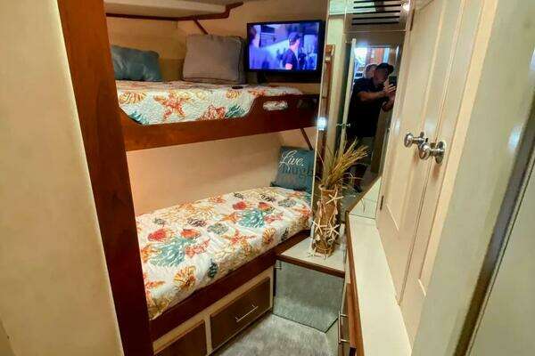 1986Bertram 58 ft 58 Flybridge Motor Yacht   TENACITY