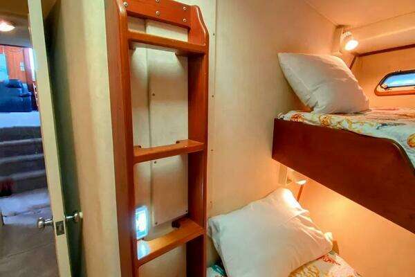 1986Bertram 58 ft 58 Flybridge Motor Yacht   TENACITY