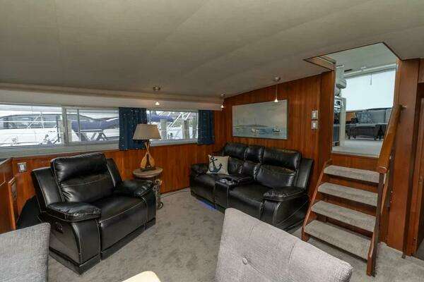 1986Bertram 58 ft 58 Flybridge Motor Yacht   TENACITY