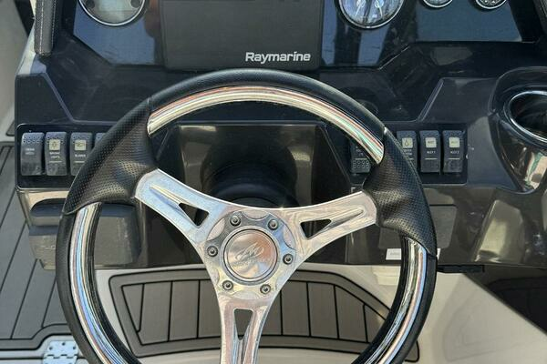 Photo of the 2020 Monterey M45