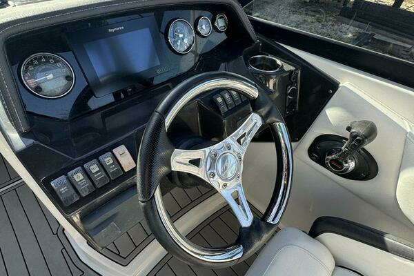 Photo of the 2020 Monterey M45