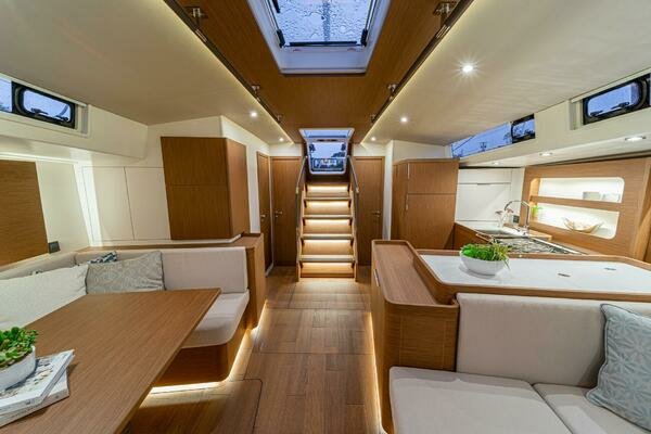 54ft Beneteau Yacht For Sale
