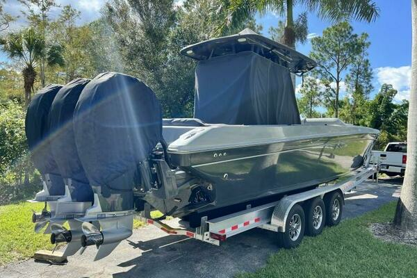 Photo of the 1996 Formula 382 SR-1