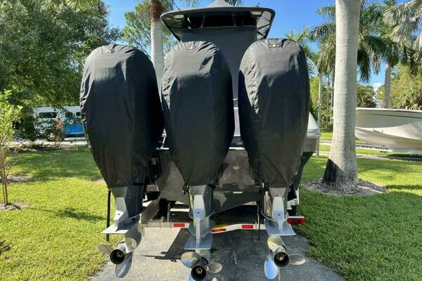 Photo of the 1996 Formula 382 SR-1