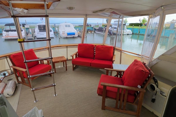 Big as the Sky 47ft Chris Craft Yacht For Sale