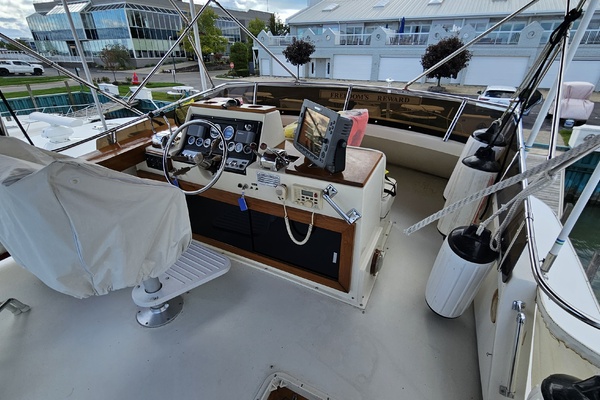 Big as the Sky 47ft Chris Craft Yacht For Sale