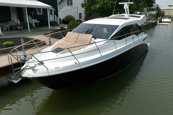 2017 Sea Ray 46