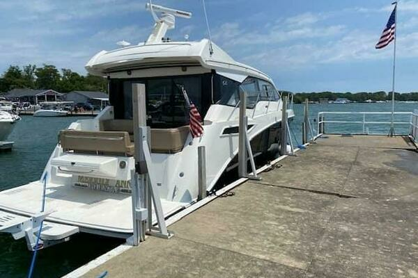 2017 Sea Ray 46