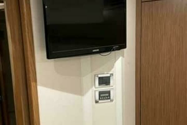 Photo of the 2017 Sea Ray 460 Sundancer "Merrily Ann"