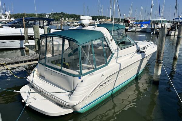 30ft Sea Ray Yacht For Sale