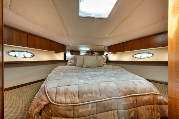 2004 Tiara Yachts 38