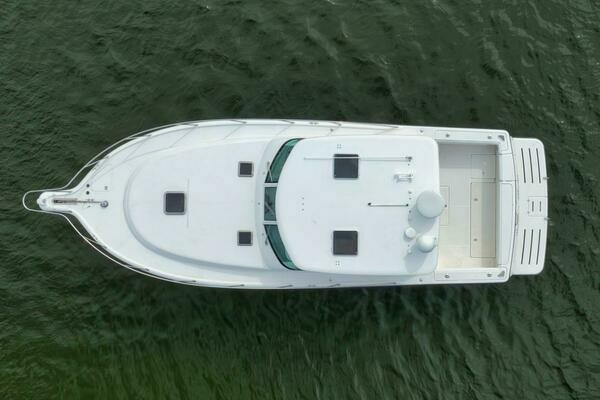 2004 Tiara Yachts 38