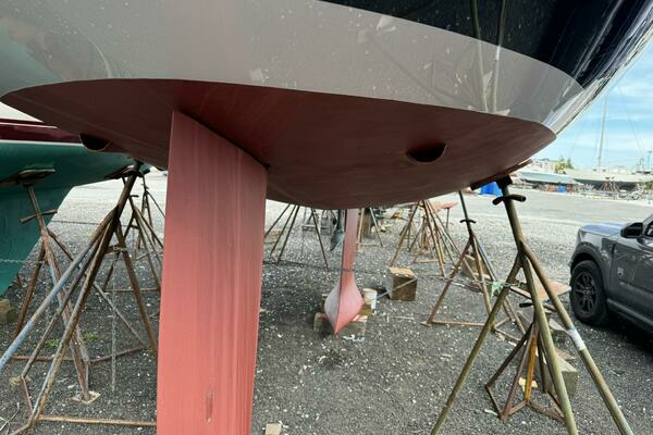 Photo of the 2009 Alerion 33 "Ohana III"