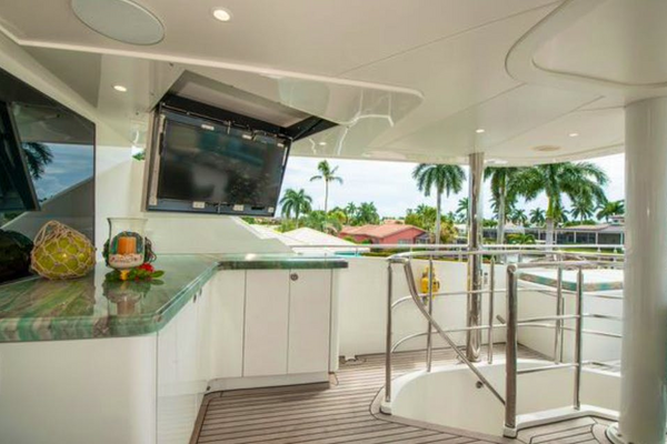 HOMECOMING 136ft Horizon Yacht For Sale HOMECOMING 136ft Horizon Yacht For Sale