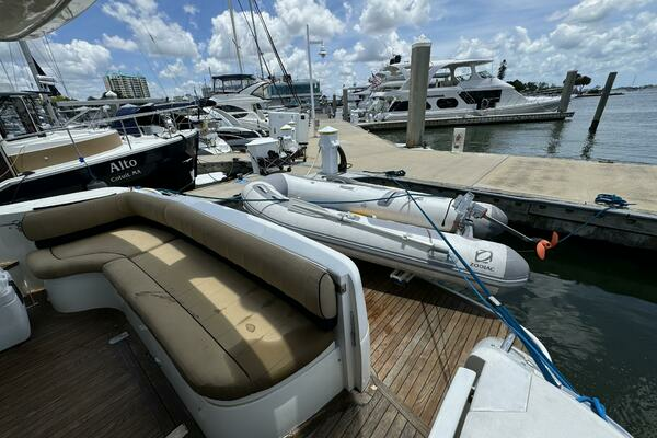 2001 Viking Princess 45