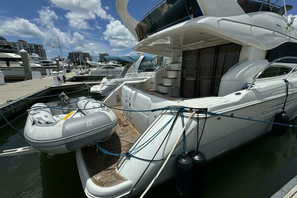 2001 Viking Princess 45