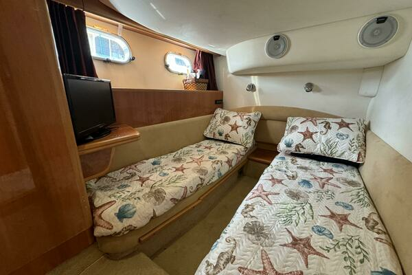 2001 Viking Princess 45