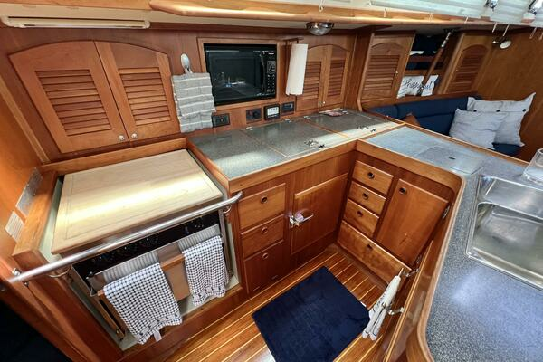 Photo of the 1999 Sabre 402 Sail "VELA DARE II"