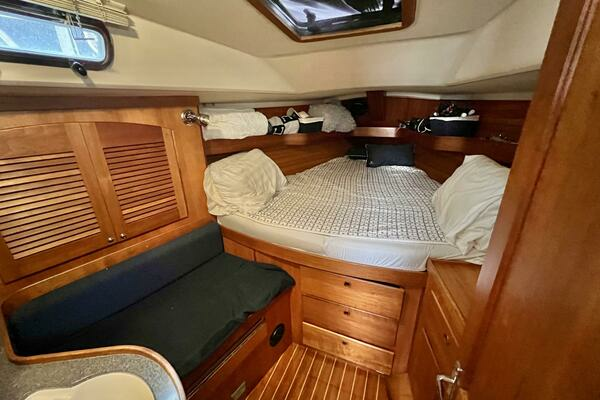 Photo of the 1999 Sabre 402 Sail "VELA DARE II"