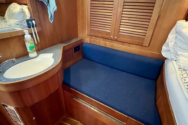 Photo of the 1999 Sabre 402 Sail "VELA DARE II"