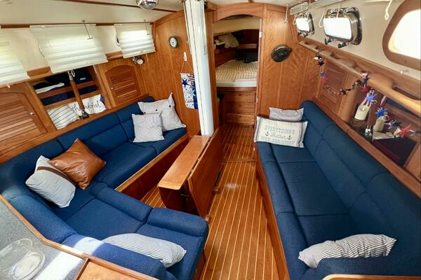 Photo of the 1999 Sabre 402 Sail "VELA DARE II"