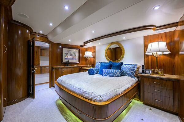 JR 82ft Sea Force IX Yacht For Sale
