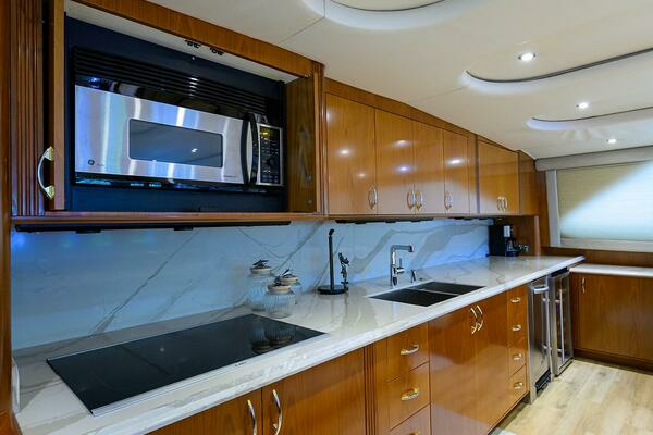 JR 82ft Sea Force IX Yacht For Sale