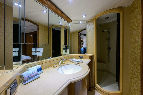 JR 82ft Sea Force IX Yacht For Sale