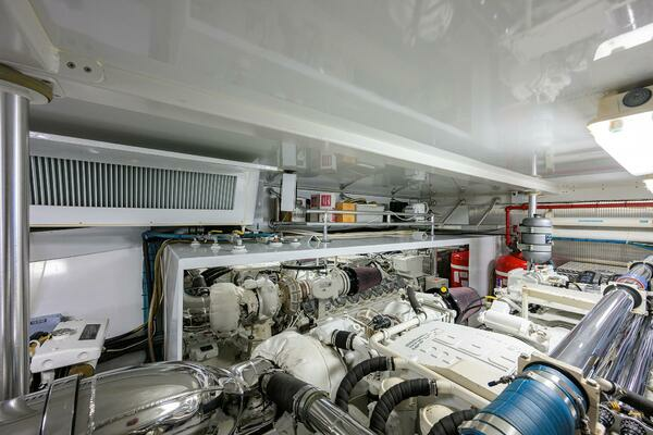 JR 82ft Sea Force IX Yacht For Sale