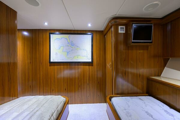 JR 82ft Sea Force IX Yacht For Sale