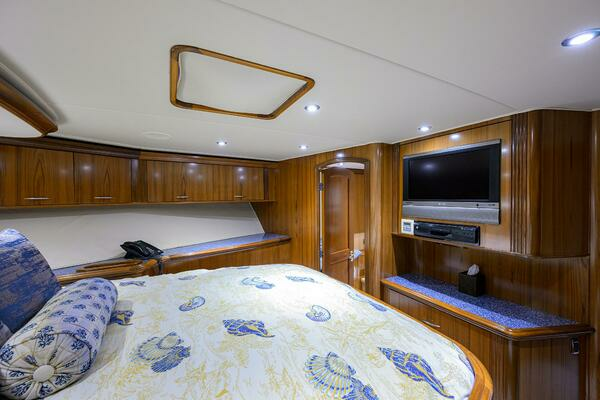 JR 82ft Sea Force IX Yacht For Sale