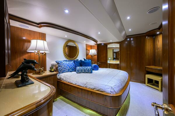 JR 82ft Sea Force IX Yacht For Sale