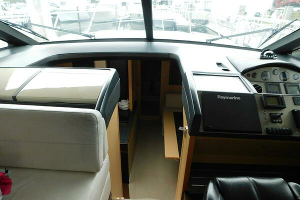 2011 Princess 52