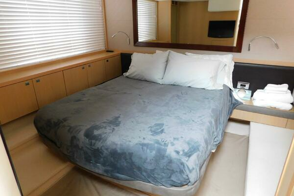 2011 Princess 52