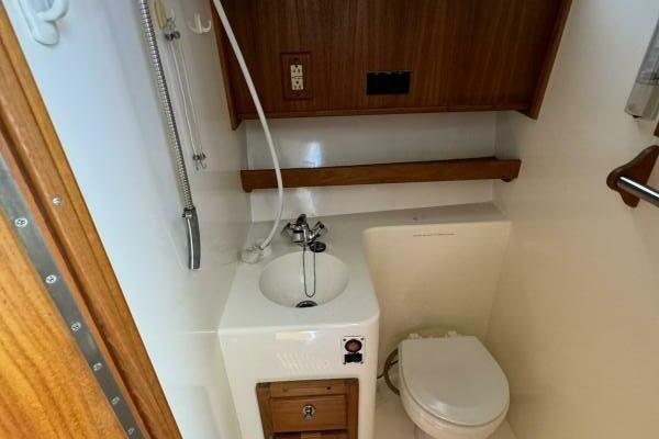 ANAKI III 32ft Albemarle Yacht For Sale