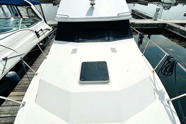 KNOTTY  amp  KNICE 32ft Bayliner Yacht For Sale