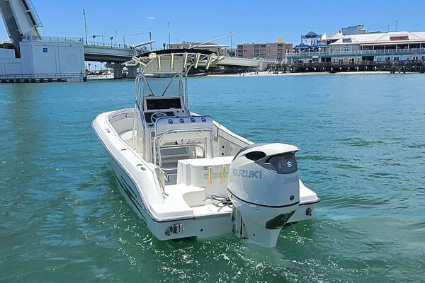 Photo of the 2003 Hydra-Sports 2400 Center Console