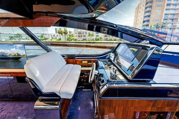 2020 Riva 66