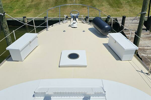 Photo of the 1969 Derecktor Hunt Motor Yacht "Summer Song"