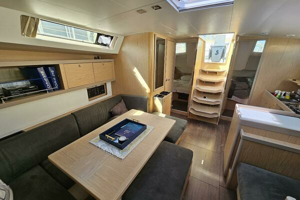 Photo of the 2017 Beneteau Oceanis 45 "Lily Pad"