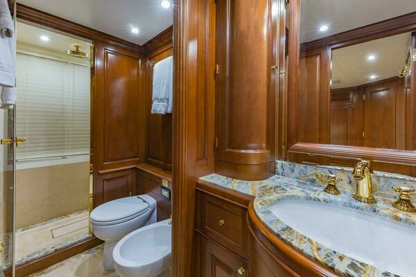 2013 Benetti 121