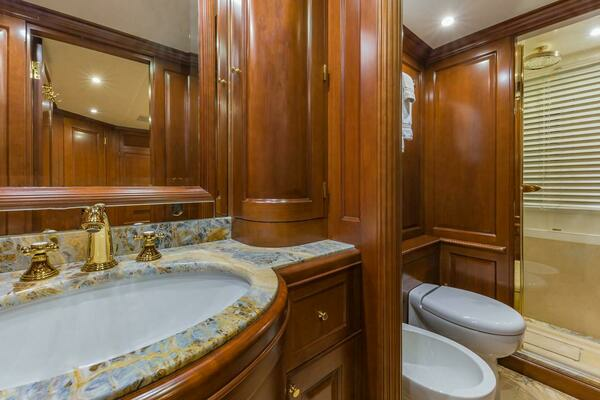 2013 Benetti 121