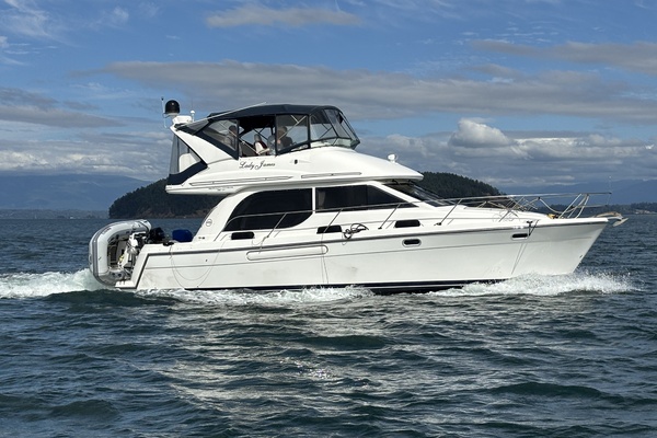 LADY JAMES 40ft Bayliner Yacht For Sale