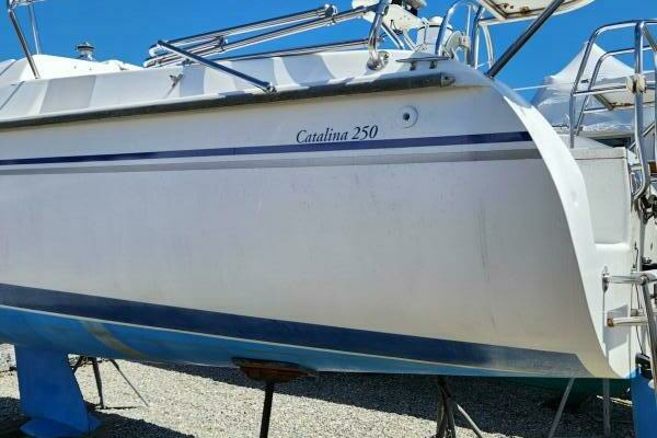 Photo of the 2006 Catalina 250 mk2 "monarch"