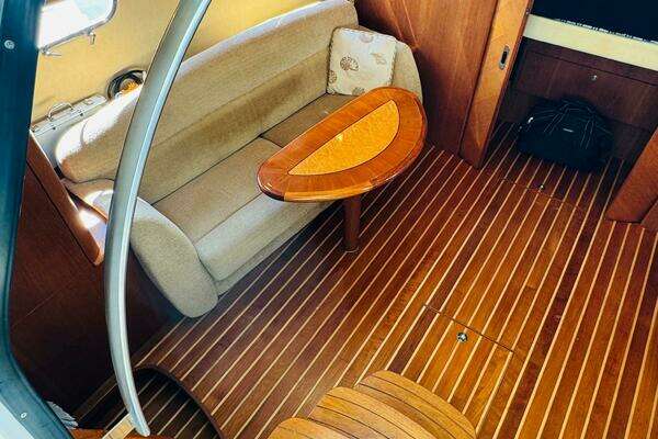 2007 Tiara Yachts 39